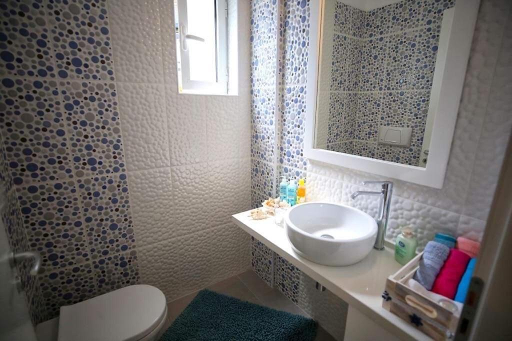 Iris Apartments Vlore Bagian luar foto